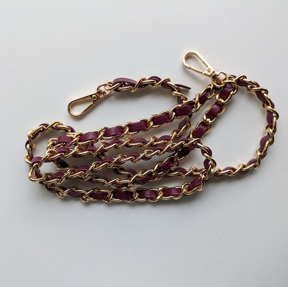 SOLD. Chanel Vintage Vanity Case - Picture 16 of 16